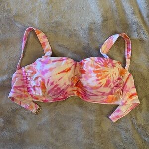 Shade and Shore Pink and Orange Tie-Dye Swim Top 34D